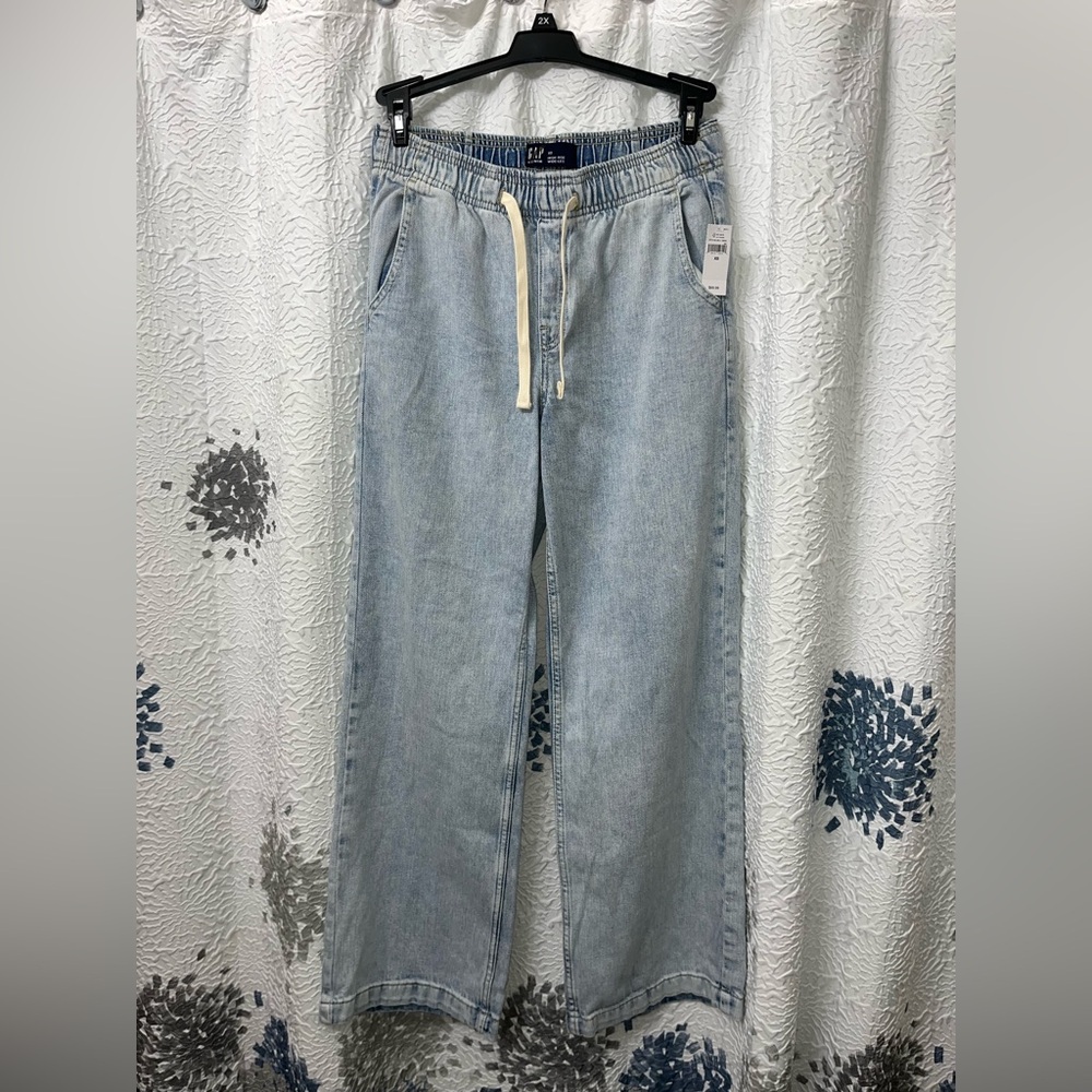 GAP Light Wash High-Rise Wide Leg Jeans